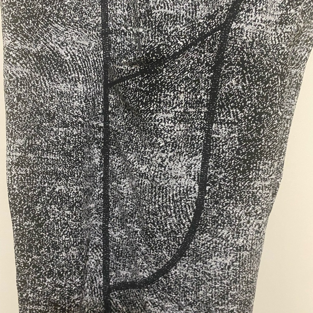 Gray Leggings with Black Accents - Picture 3 of 5